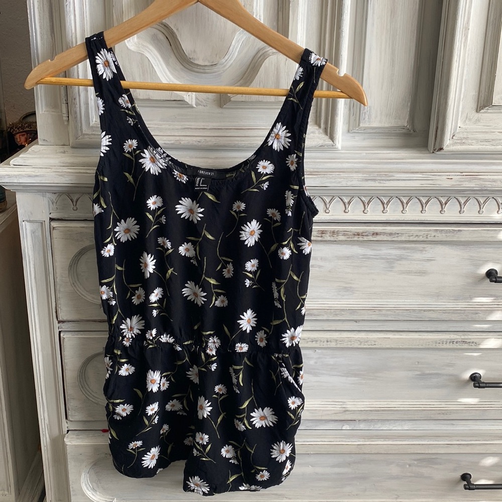 Black & Daisy Floral Romper